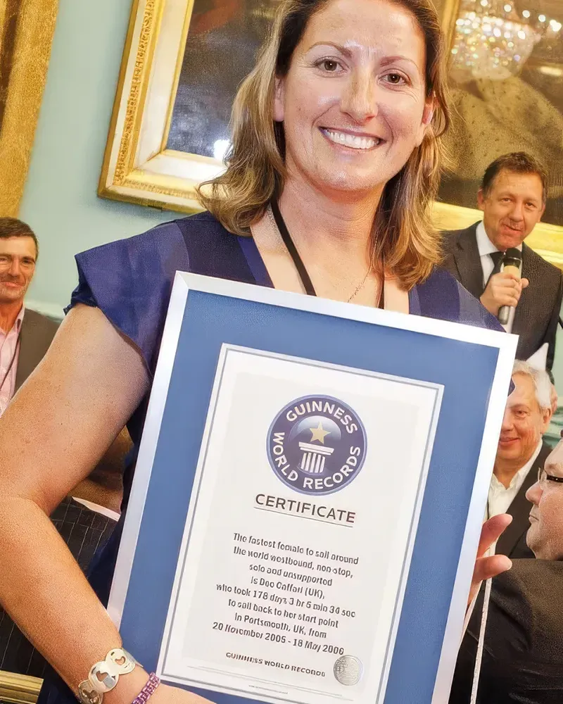 Dee Caffari Guiness World Record Certificate