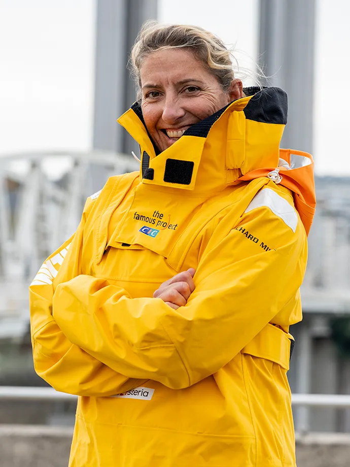 Dee Caffari record breaking sailor